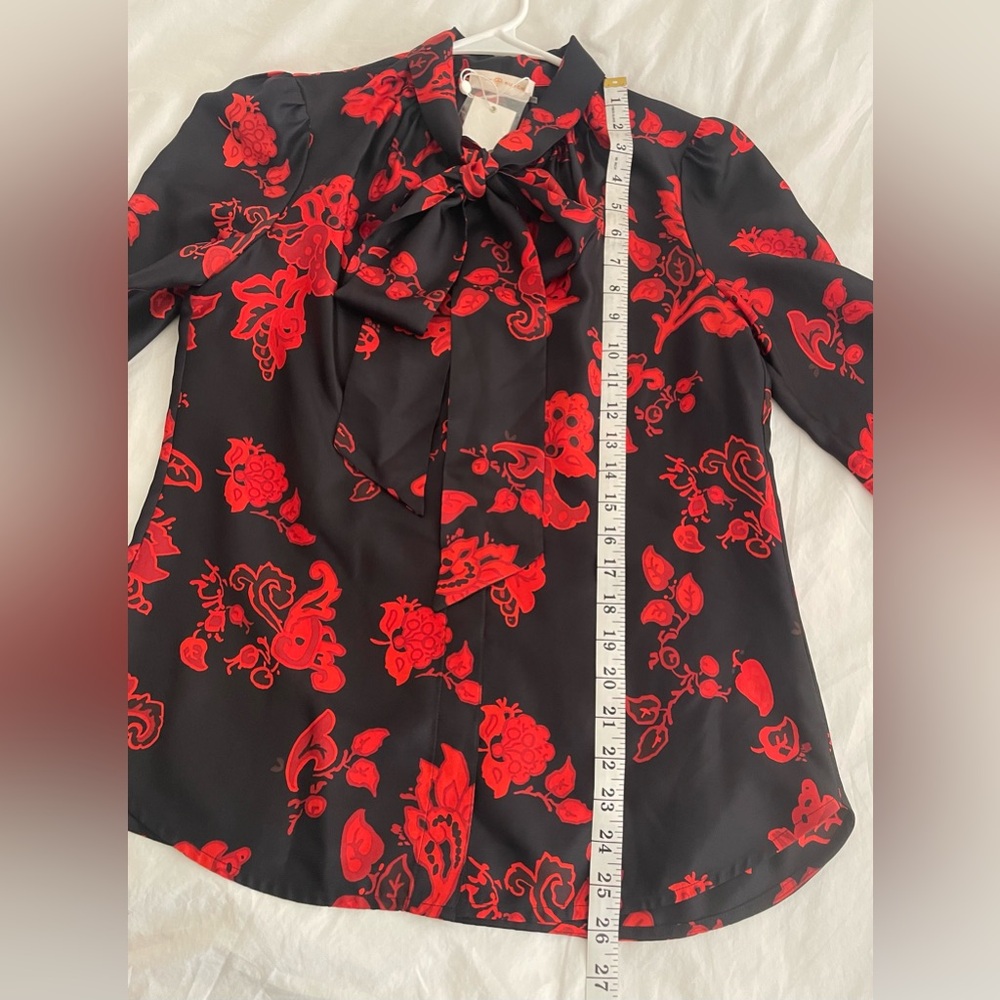 TORY BURCH Black & Red Floral Tie-Neck Blouse, NWT. - Picture 8 of 9